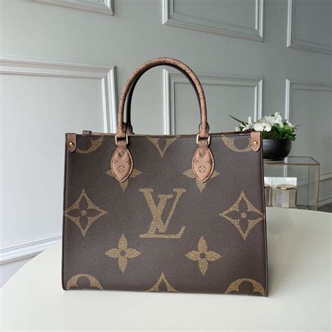 lv tote bags 2021.